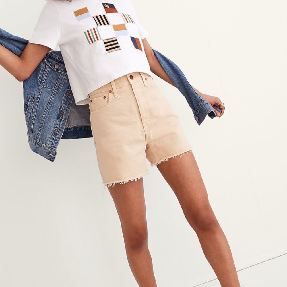 Madewell Mom Jean Short: Earth Died Edition